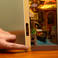 Load image into Gallery viewer, Rolife Romantic Venice - book corner