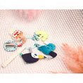 Load image into Gallery viewer, Skill-developing toy for babies - Sensory keychain