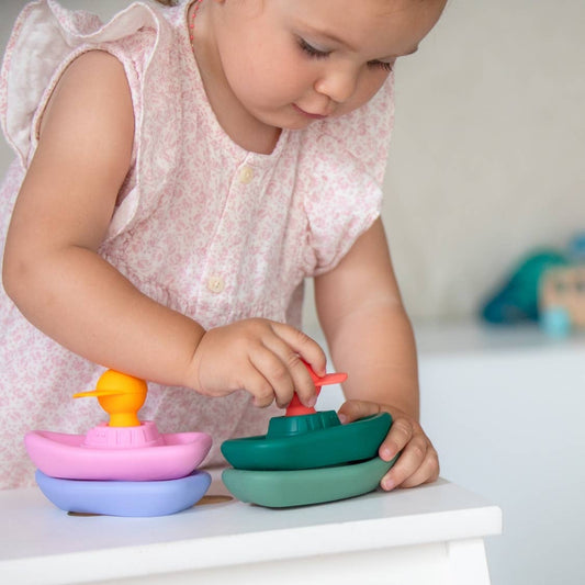 PETIKIDS - Fejlesztő fürdőjáték - 2 hajó és 1 kapitány szett